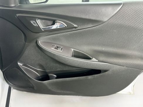 Used 2023 Chevrolet Malibu RS w/ LPO, Floor Liner Package FWD image 29