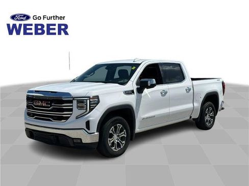 Used 2024 GMC Sierra 1500 SLT image 1