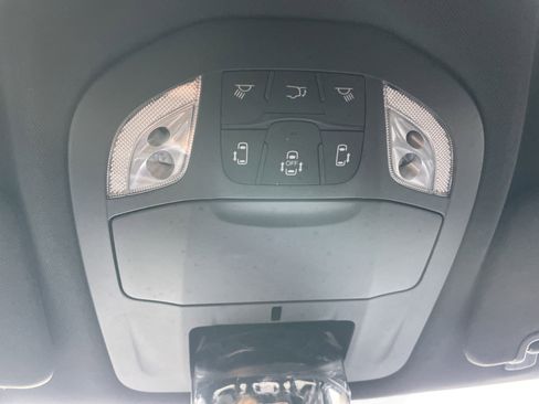 Used 2023 Chrysler Pacifica Touring-L w/ S Appearance Package image 51