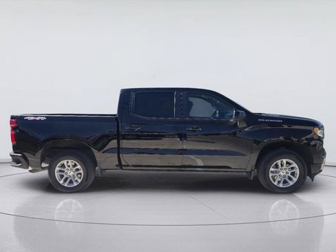 Used 2025 Chevrolet Silverado 1500 RST AWD/4WD image 6