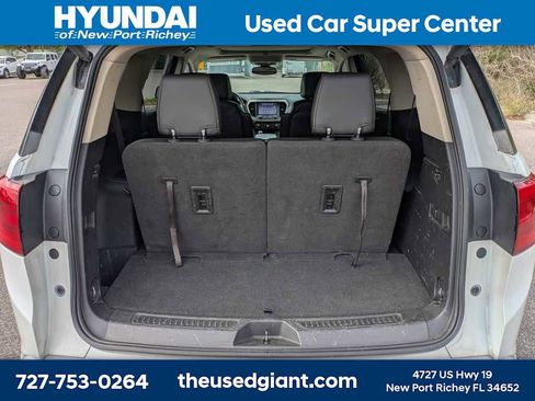 Used 2017 GMC Acadia Denali FWD image 12