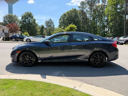 Used 2019 Honda Civic LX image 4