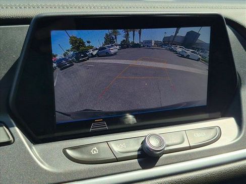 Used 2019 Chevrolet Blazer LT w/ Sun and Wheels Package FWD image 14