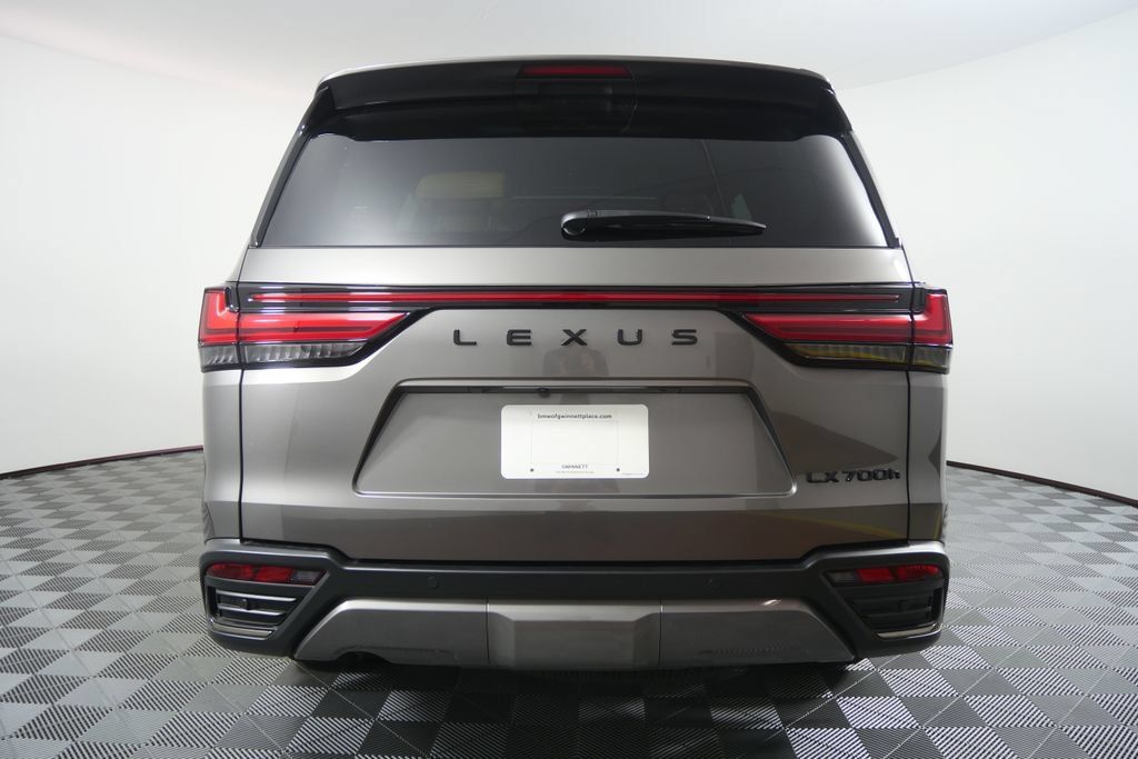 Used 2026 Lexus LX 700h Luxury w/ Appearance Package AWD/4WD image 5