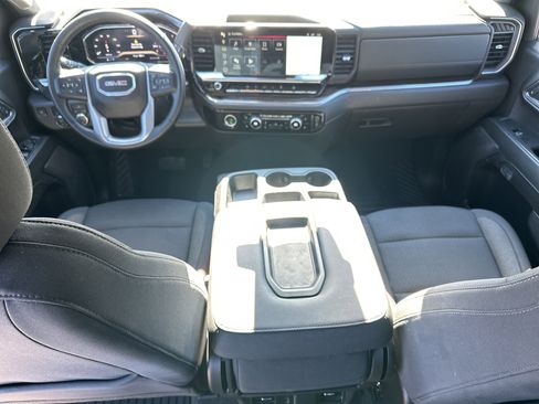 Used 2024 GMC Sierra 1500 SLE image 23