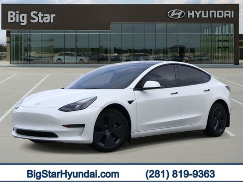 Used 2022 Tesla Model 3 Standard Range RWD image 1