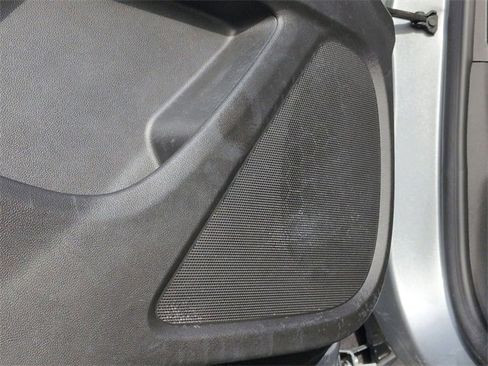 Certified 2023 Chevrolet Traverse LS image 21