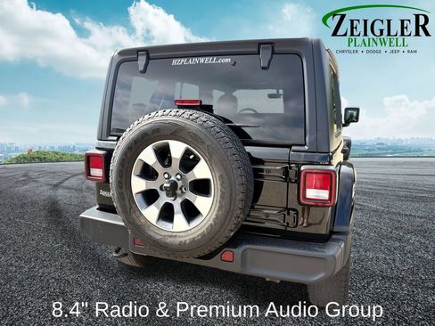 Used 2021 Jeep Wrangler Unlimited Sahara w/ Uconnect 4C Nav & Sound Group AWD/4WD image 5