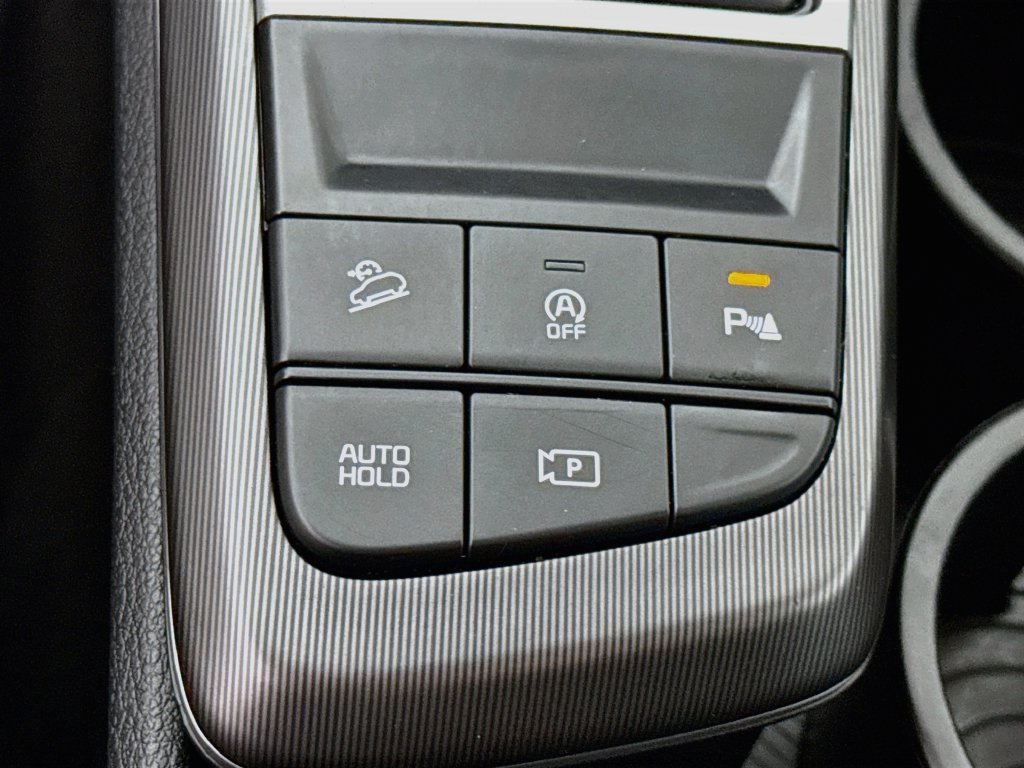 Used 2026 Kia Sportage EX w/ EX Panorama Roof Package FWD image 13