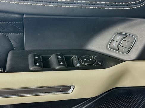 Used 2020 Ford Expedition Platinum image 20