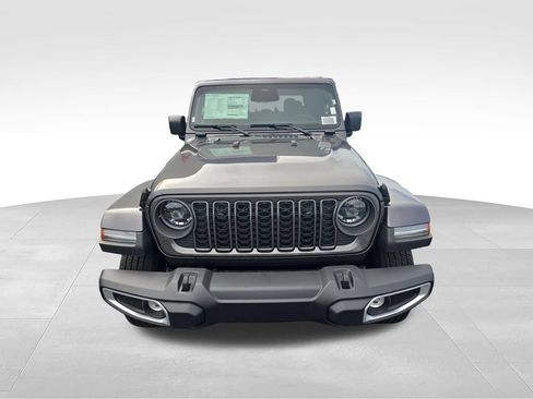 New 2026 Jeep Gladiator Sport AWD/4WD image 8