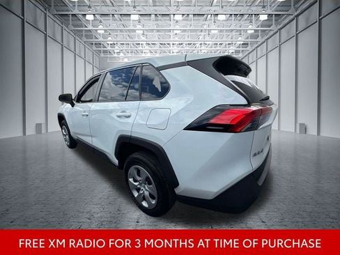 Used 2024 Toyota RAV4 LE AWD/4WD image 4