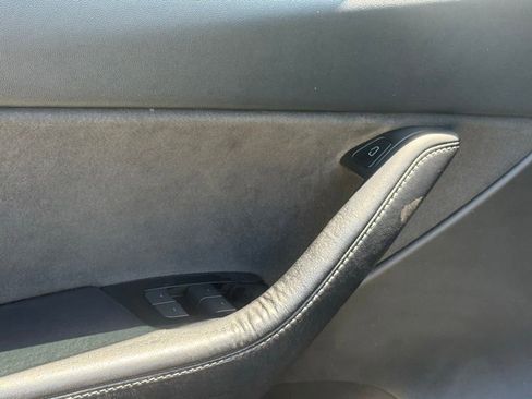 Used 2022 Tesla Model Y Long Range AWD/4WD image 10
