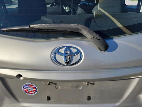 Used 2017 Toyota Yaris L image 15