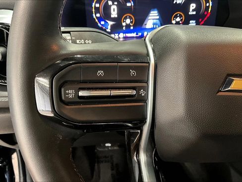 Used 2024 Chevrolet Colorado LT w/ LT Convenience Package II image 23