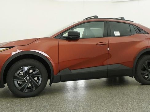 New 2026 Toyota C-HR AWD/4WD image 18