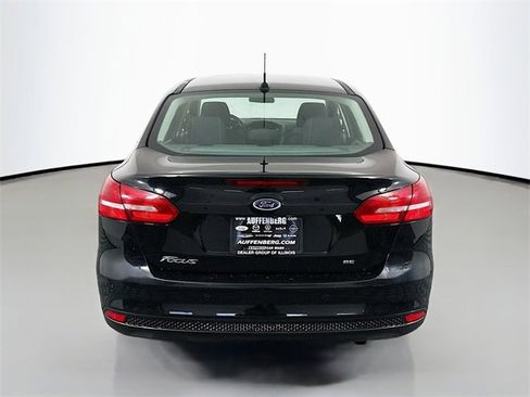 Used 2018 Ford Focus SEL image 6