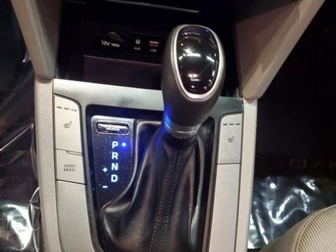 Used 2018 Hyundai Elantra Value Edition image 25