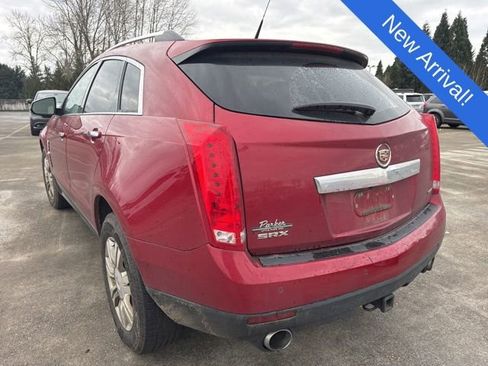 Used 2012 Cadillac SRX Luxury image 5