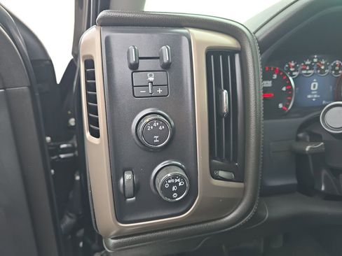 Used 2016 GMC Sierra 2500 Denali w/ Duramax Plus Package image 21