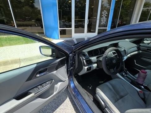 Used 2014 Honda Accord LX image 6
