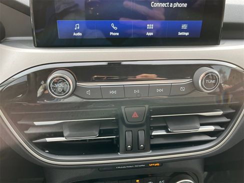 Used 2022 Ford Escape SE w/ SE Sport Appearance Package image 13