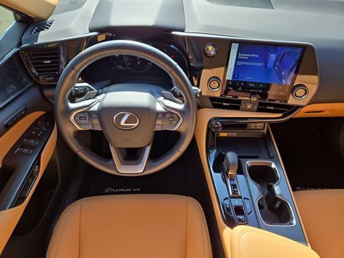 Used 2025 Lexus NX 250 FWD w/ Accessory Package (Z1) image 14