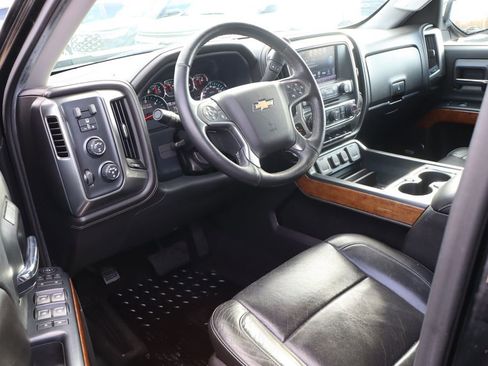 Used 2017 Chevrolet Silverado 1500 LTZ Z71 w/ LTZ Plus Package image 16