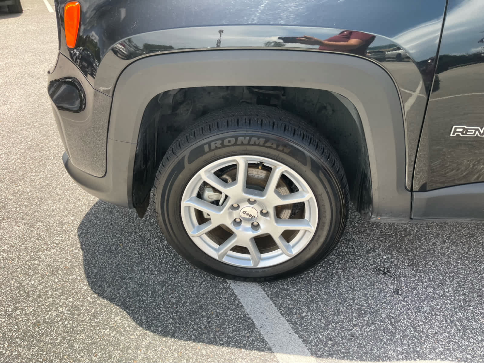 Used 2023 Jeep Renegade Latitude AWD/4WD image 9
