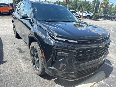 Used 2024 Chevrolet Traverse RS w/ LPO, Floor Liner Package AWD/4WD image 35