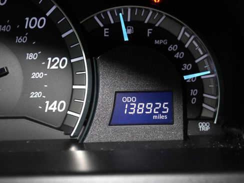 Used 2012 Toyota Camry SE image 7