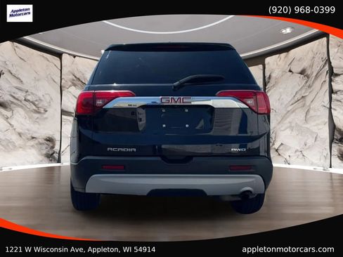 Used 2017 GMC Acadia SLE AWD/4WD image 4