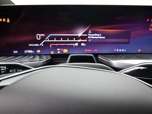 Used 2025 Cadillac Escalade ESV Sport w/ LPO, ONYX Package RWD image 9