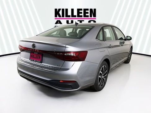 New 2026 Volkswagen Jetta SE FWD image 7