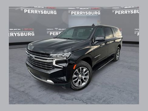 Used 2021 Chevrolet Suburban LT w/ LT Signature Package AWD/4WD image 1