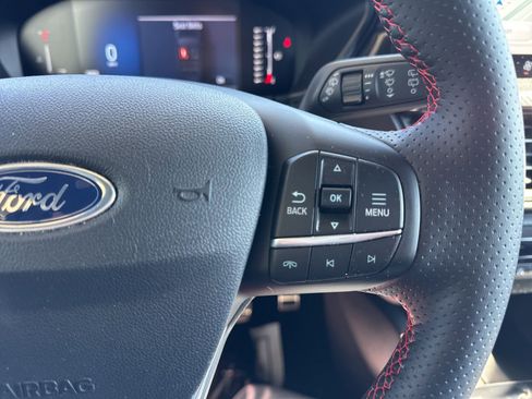 Certified 2024 Ford Escape ST-Line w/ Tech Pack #1 image 29