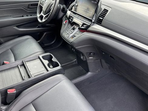 Used 2025 Honda Odyssey Sport-L image 32