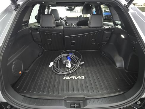 Used 2023 Toyota RAV4 XSE w/ Premium Package AWD/4WD image 12