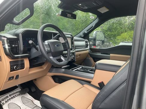 New 2026 Ford F250 Lariat w/ Chrome Package AWD/4WD image 15