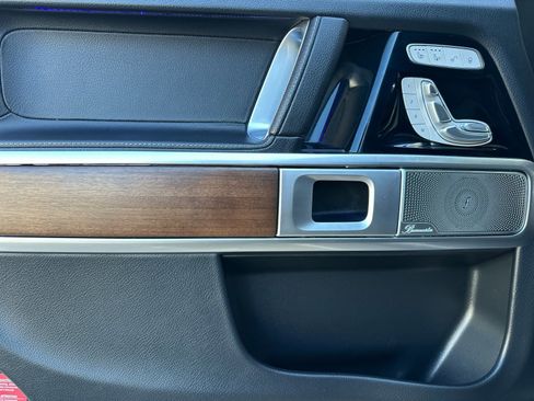 Used 2021 Mercedes-Benz G 550 image 11