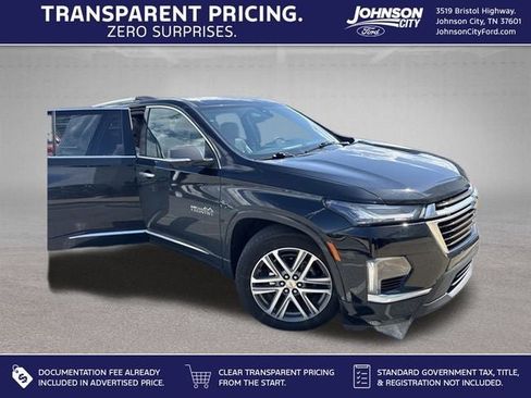 Used 2023 Chevrolet Traverse High Country AWD/4WD image 1