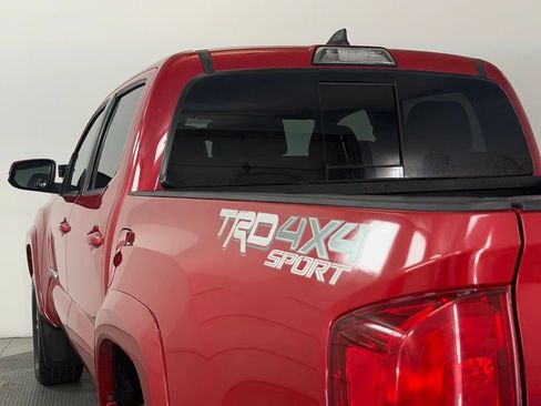 Used 2017 Toyota Tacoma TRD Sport w/ Tow Package (A/T) AWD/4WD image 61