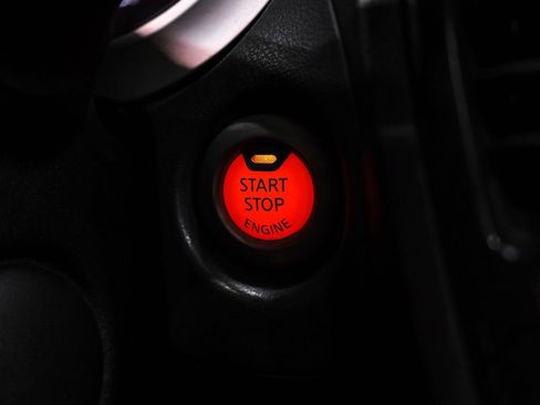 Used 2012 Nissan Juke SV AWD/4WD image 24