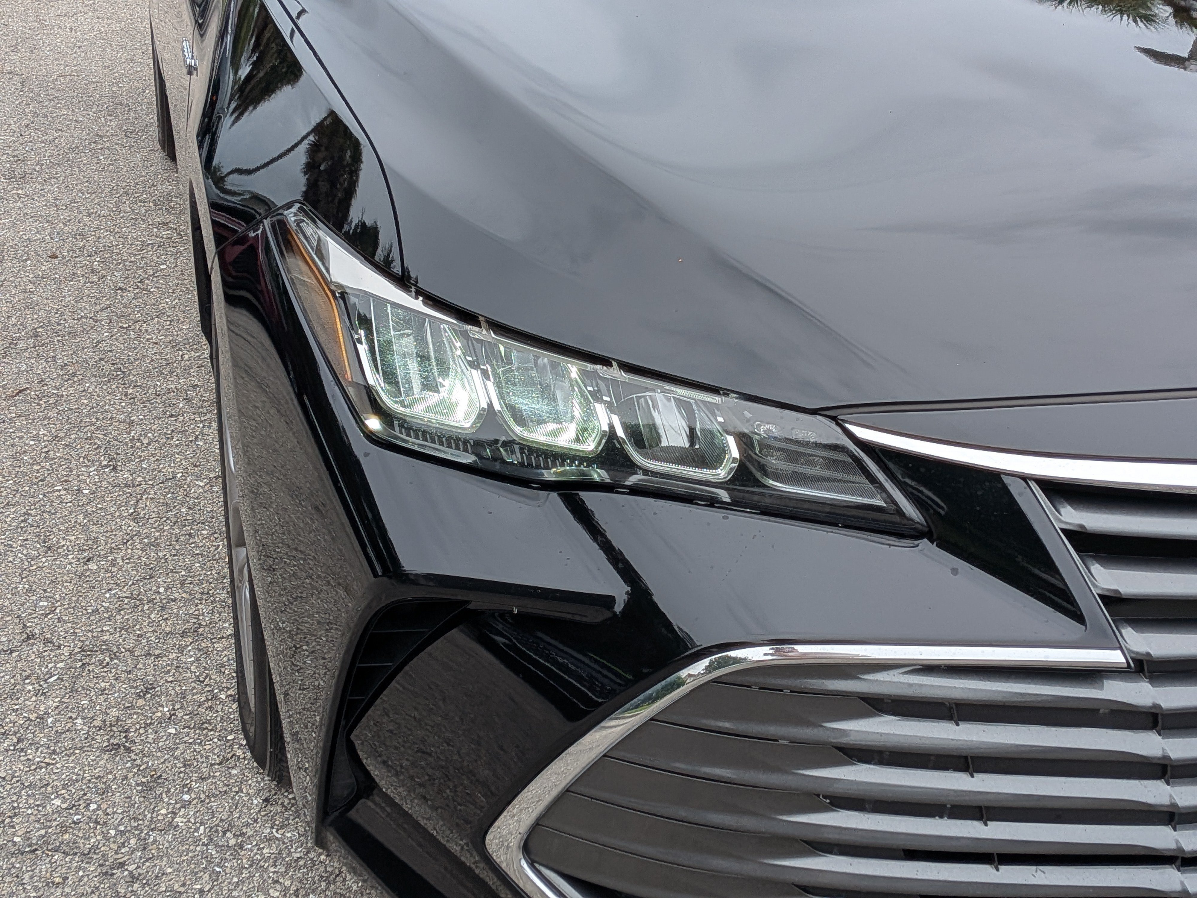 Used 2021 Toyota Avalon XLE w/ Moonroof Package FWD image 10