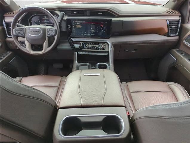 Used 2024 GMC Sierra 3500 Denali w/ Denali Reserve Package AWD/4WD image 19