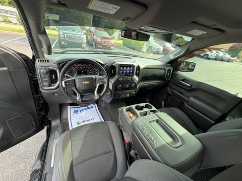Used 2019 Chevrolet Silverado 1500 LT w/ All-Star Edition AWD/4WD image 24