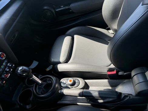 Used 2019 MINI Cooper S w/ Signature Upholstery Package FWD image 48