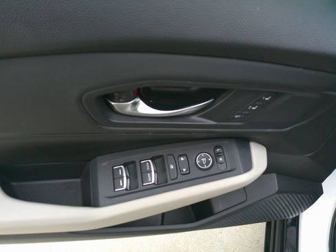 Used 2023 Honda Accord EX-L image 18