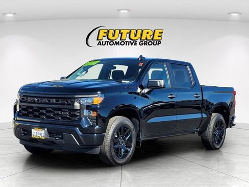 Used 2024 Chevrolet Silverado 1500 Custom w/ LPO, Dark Essentials Package RWD image 8
