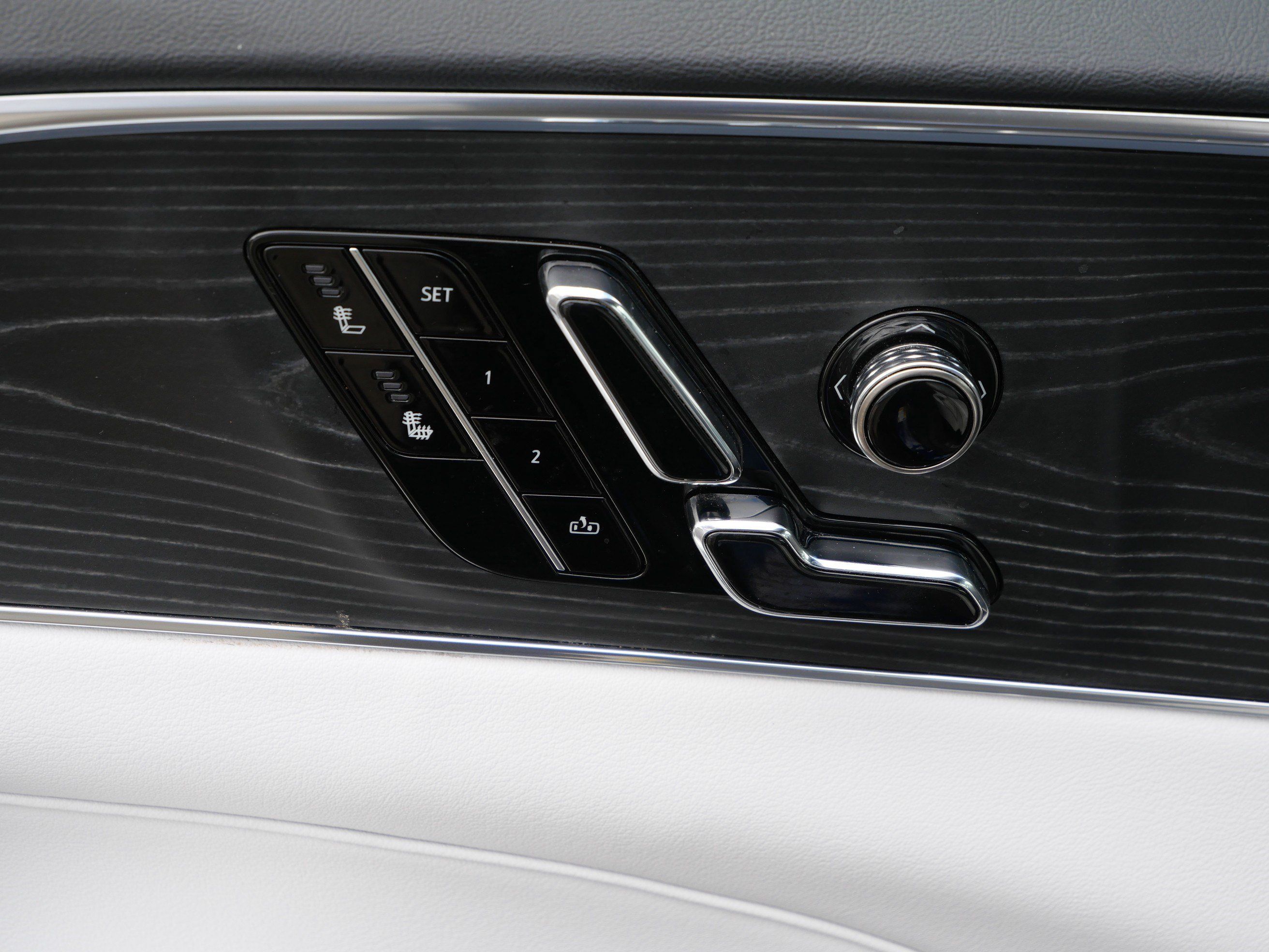 Certified 2024 Cadillac Lyriq Sport AWD/4WD image 20